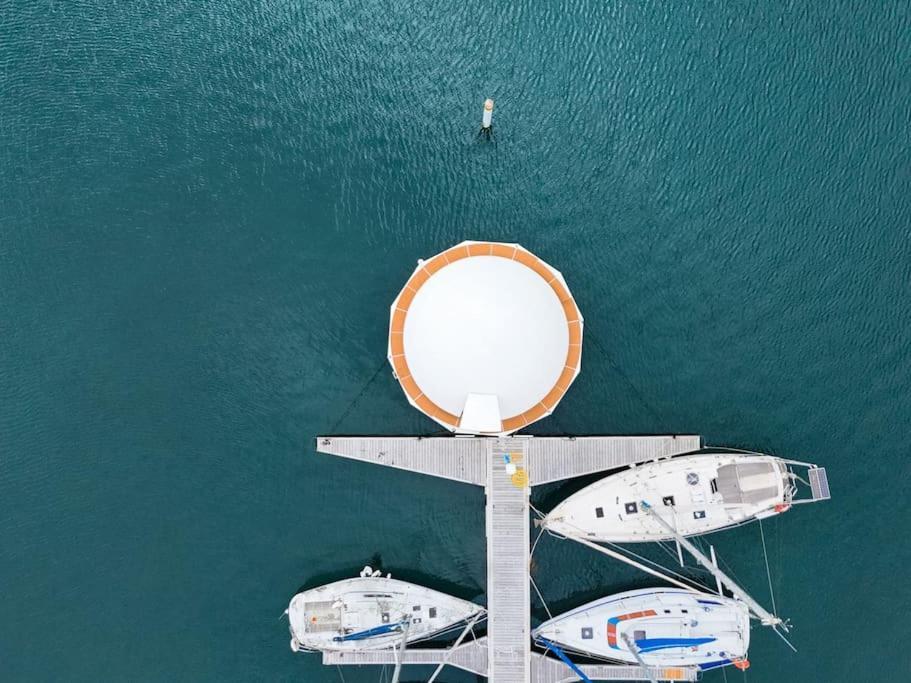 Anthenea Suite Hoteliere Flottante Perros-Guirec Exteriér fotografie