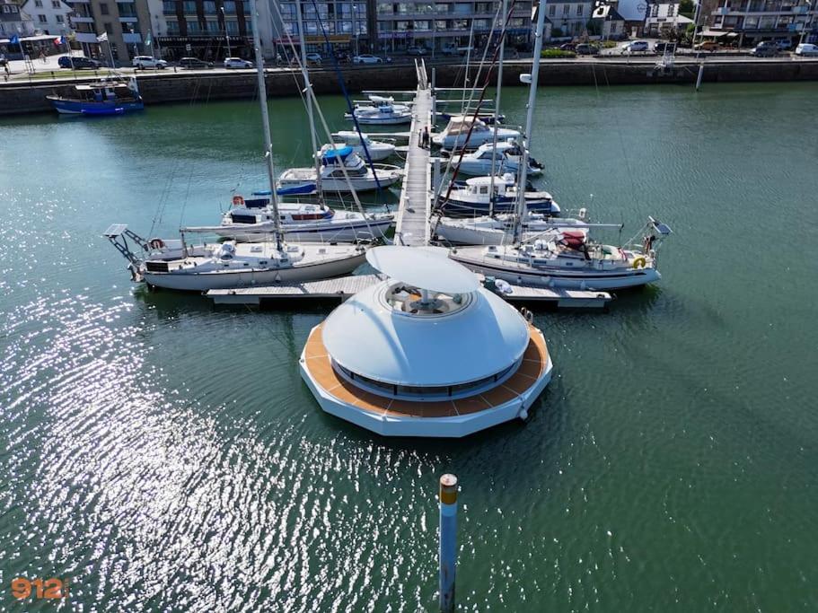 Anthenea Suite Hoteliere Flottante Perros-Guirec Exteriér fotografie